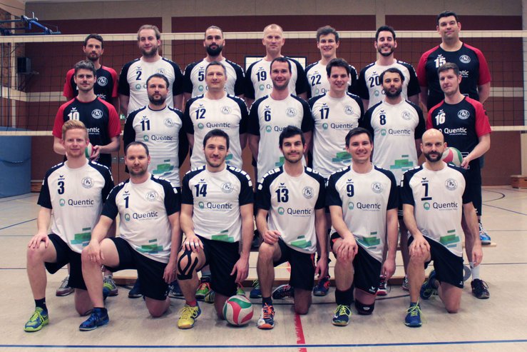 Quentic fornisce le maglie a una squadra di pallavolo